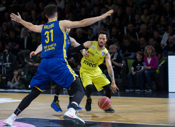 接触冰雪项 接触冰雪项